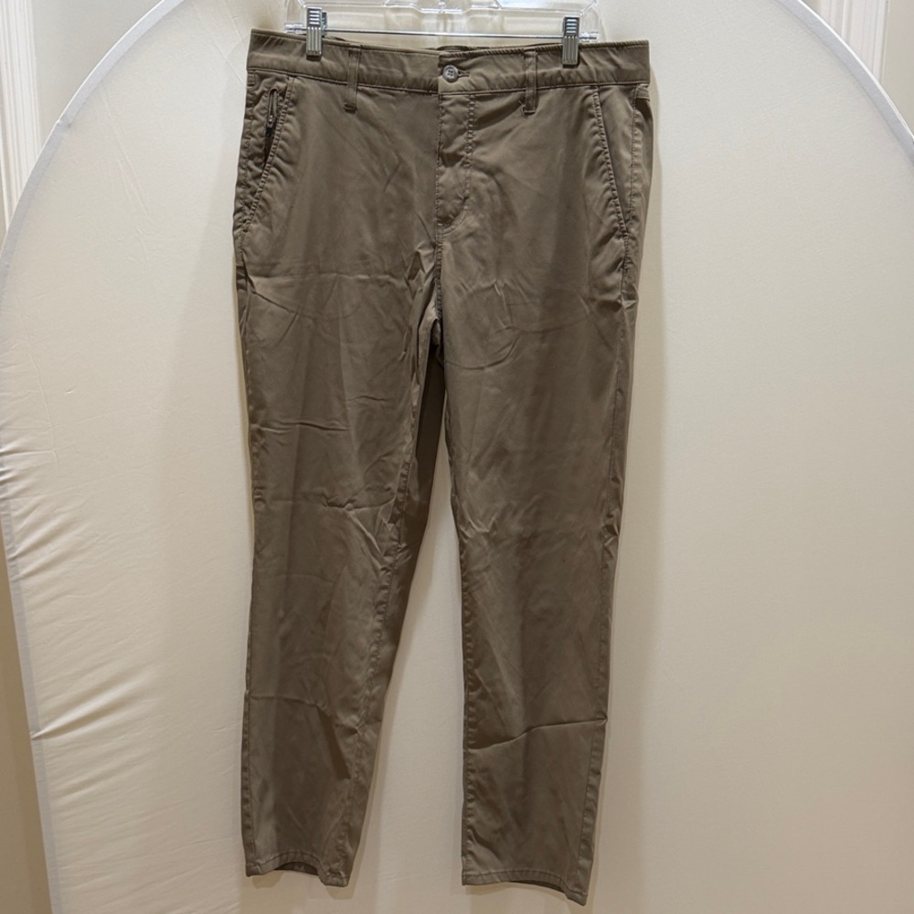 Men's Classic Tan Chinos